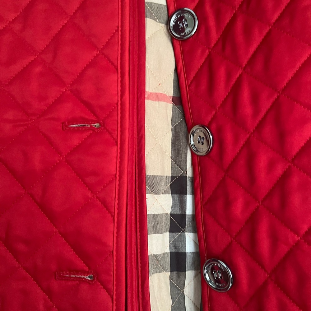 Burberry Red Quilted Jacket with Classic Check Lining. PREOWNED - Picture 5 of 9